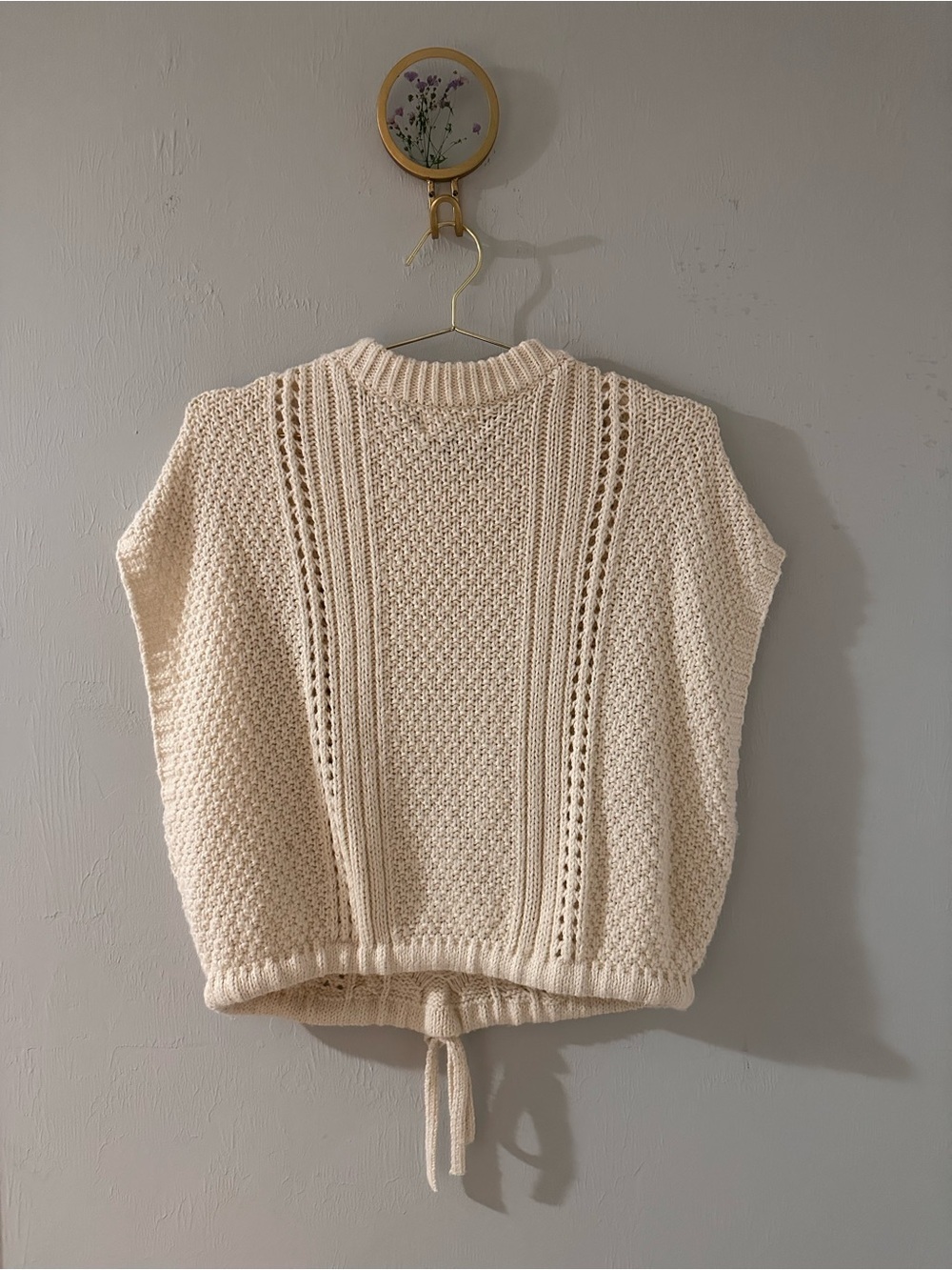 Universal Thread Cream Cable-Knit Sleeveless Pullover - Picture 3 of 3